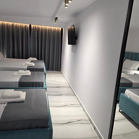 Wait 'N Sea Otel Himarë Dış mekan fotoğraf