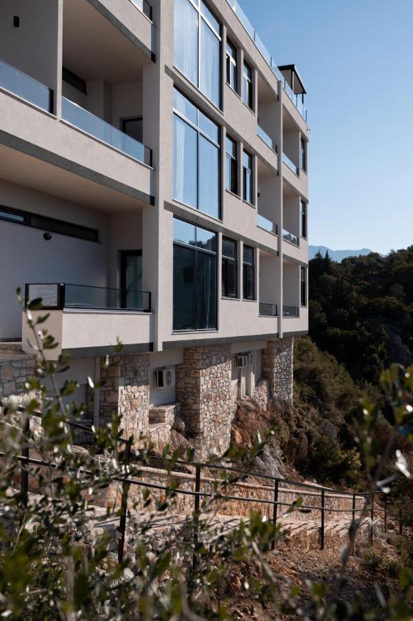 Wait 'N Sea Otel Himarë Dış mekan fotoğraf